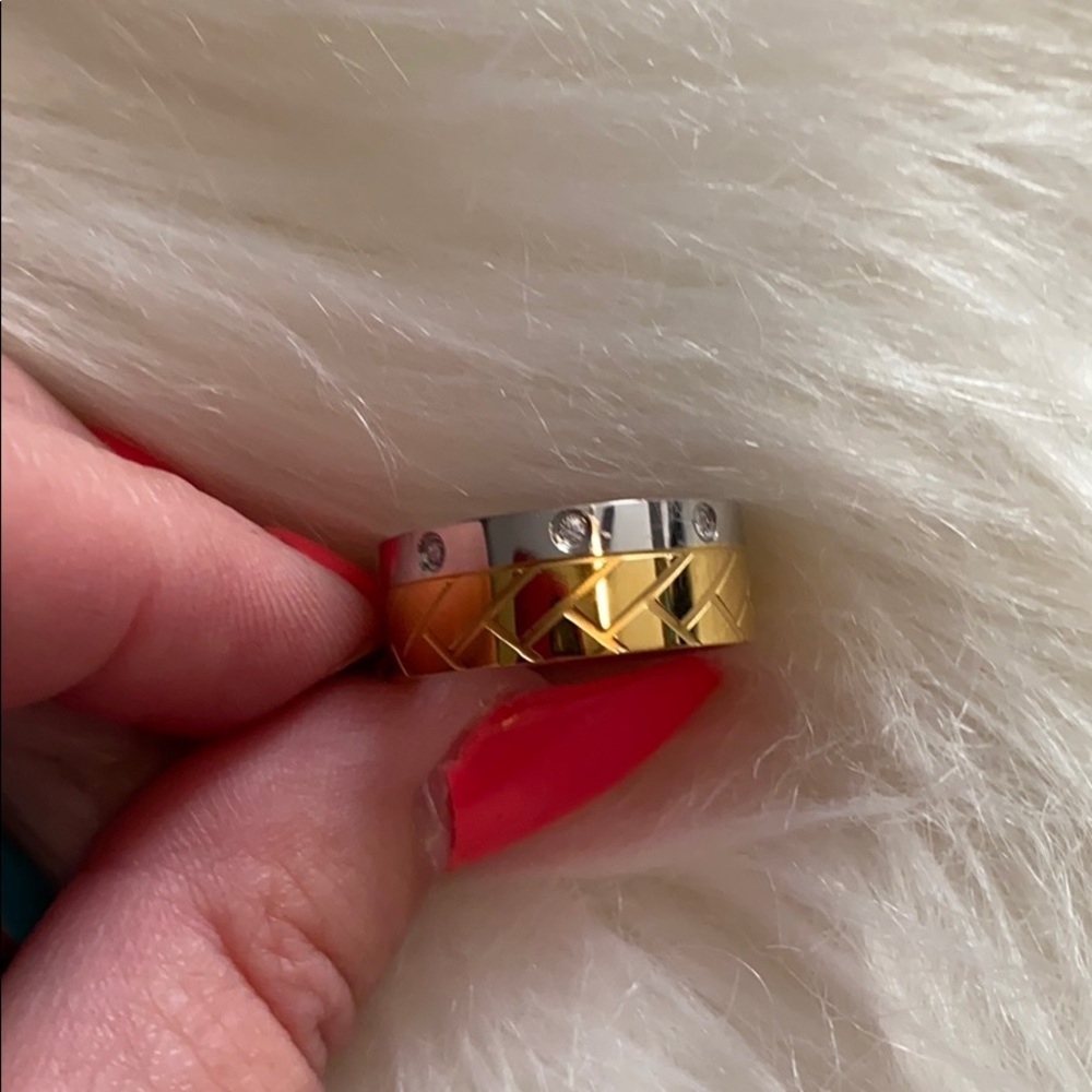 New statement ring - Picture 3 of 4